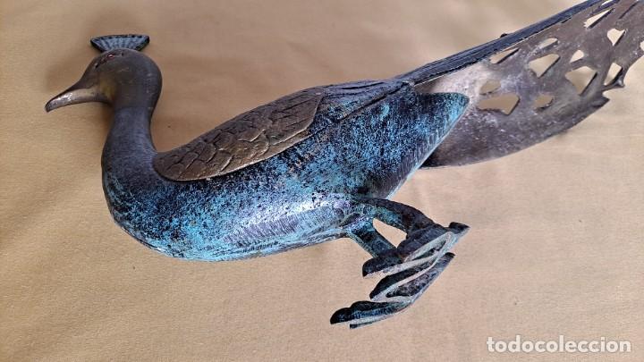 Antig&uuml;edades: FIGURA DE PAVO REAL EN BRONCE - Foto 10
