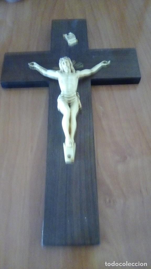 Antig&uuml;edades: CRUCIFIJO MADERA - Foto 1