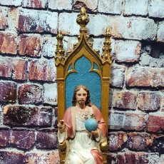 Antigüedades: ANTIGUA FIGURA RELIGIOSA DE OLOT JESUS ENTRONIZADO