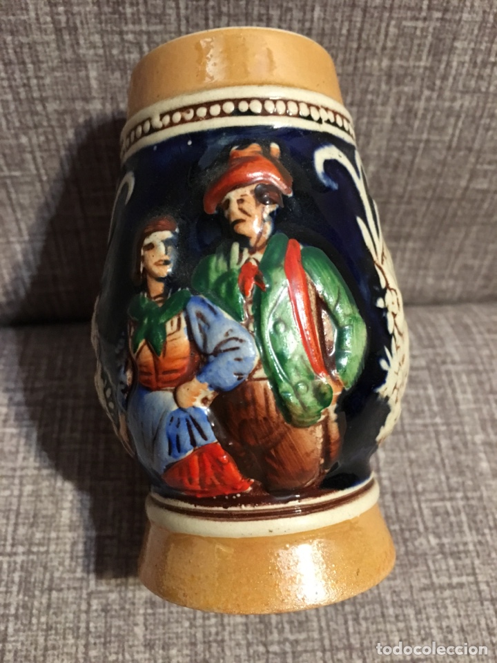 Antig&uuml;edades: Jarra cerveza king 10cm - Foto 2