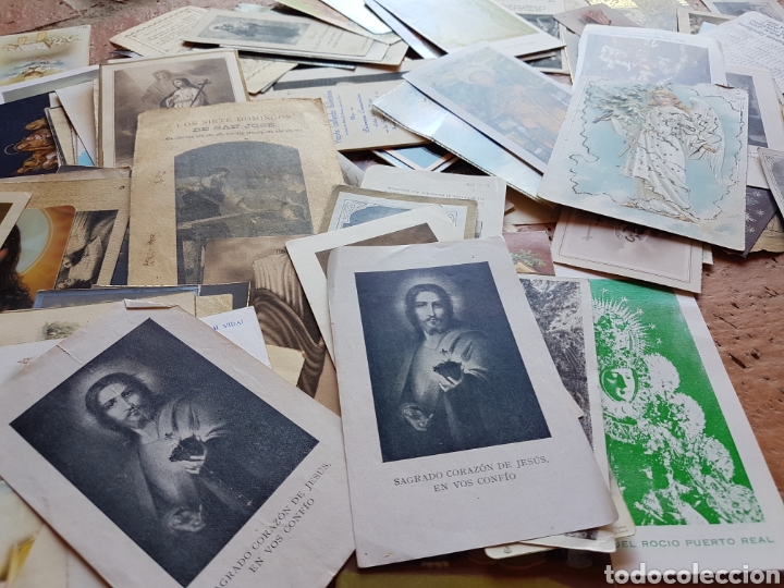 Antig&uuml;edades: Inmenso lote de estampillas religiosas - Foto 3