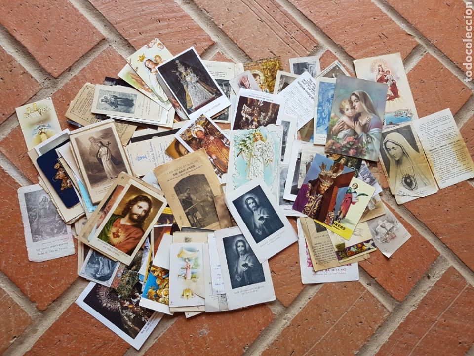 Antig&uuml;edades: Inmenso lote de estampillas religiosas - Foto 1