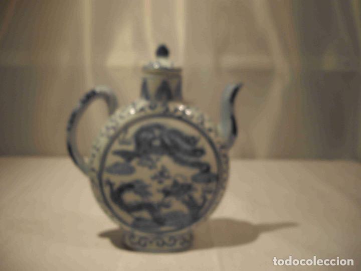 Antig&uuml;edades: TETERA CHINA DRAGONES AZULES - Foto 3