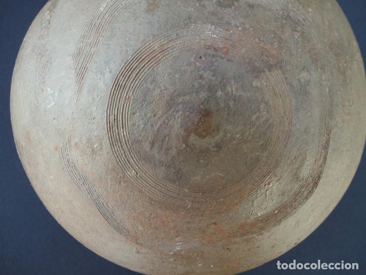 Antig&uuml;edades: Alfarer&iacute;a castellana: Gran cantimplora - Foto 2