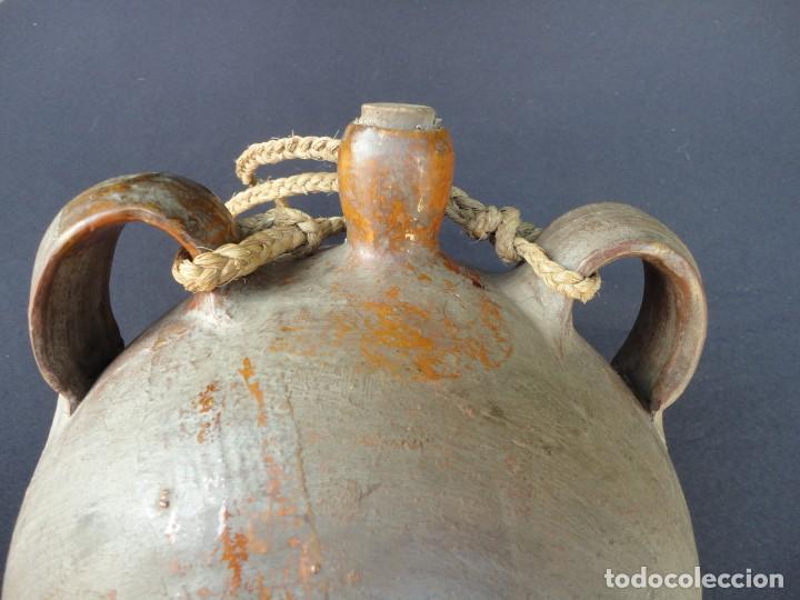 Antig&uuml;edades: Alfarer&iacute;a castellana: Gran cantimplora - Foto 7