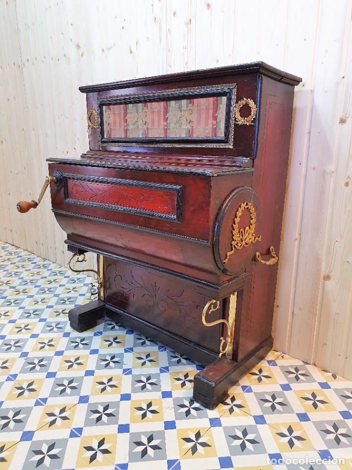 Antig&uuml;edades: ANTIGUO ORGANILLO FUNCIONANDO - Foto 6