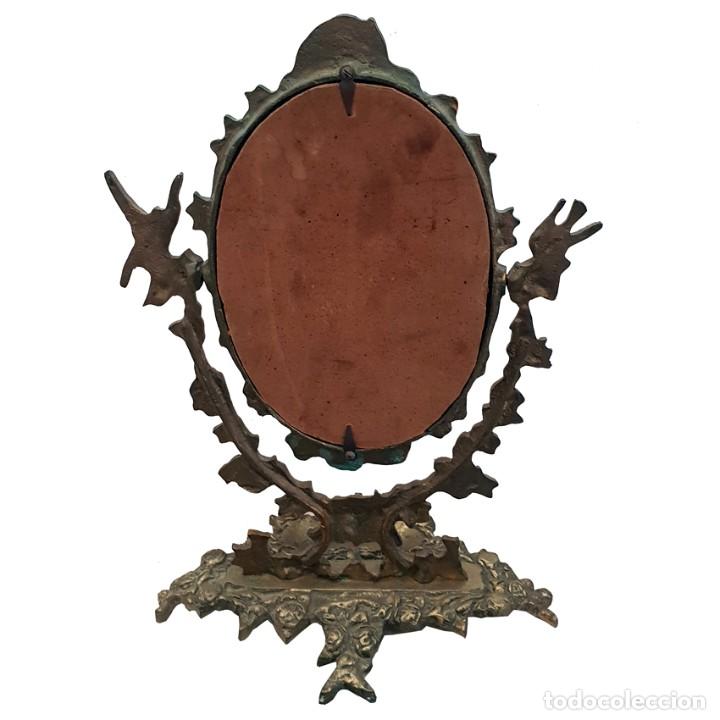 Antig&uuml;edades: Espejo de bronce basculante de tocador. - Foto 3