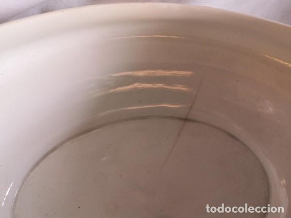 Antig&uuml;edades: ANTIGUA SOPERA DECORADA CON CENEFA, CON SELLO EN LA BASE - Foto 10