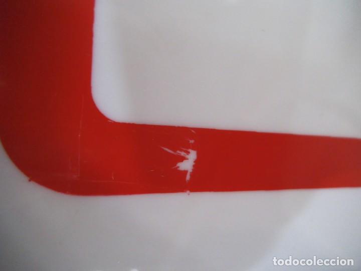 Antig&uuml;edades: BANDEJAS Y POSA - VASOS ( BLANCO ) rojo - Foto 9