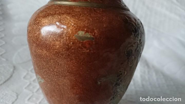Antig&uuml;edades: PEQUE&Ntilde;O JARR&Oacute;N DE BRONCE? Y ESMALTE - Foto 8