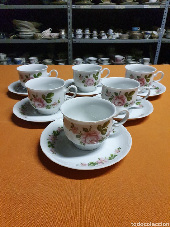 Antig&uuml;edades: 6 tazas Porcelana - Foto 1