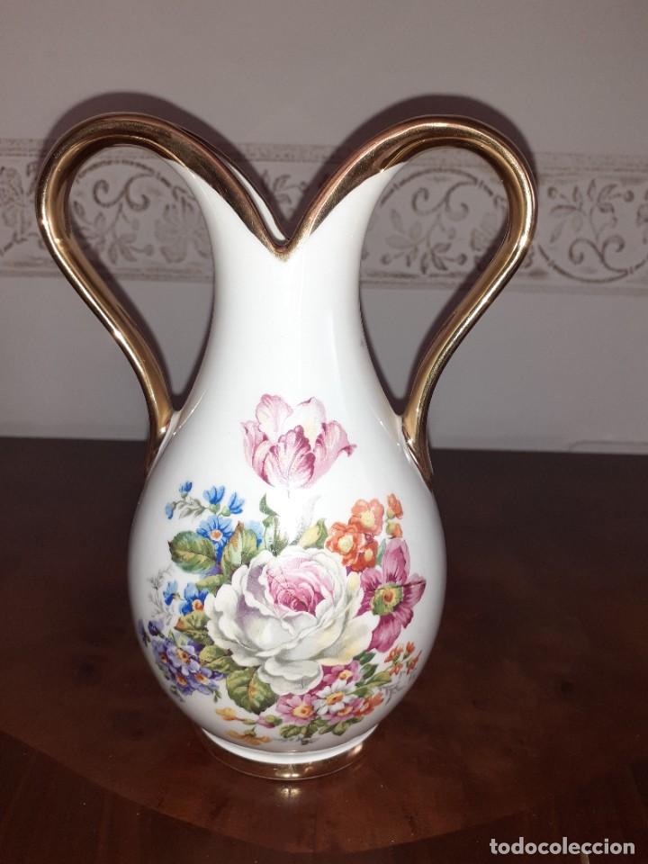 Antig&uuml;edades: Jarr&oacute;n porcelana Limoges - Foto 1