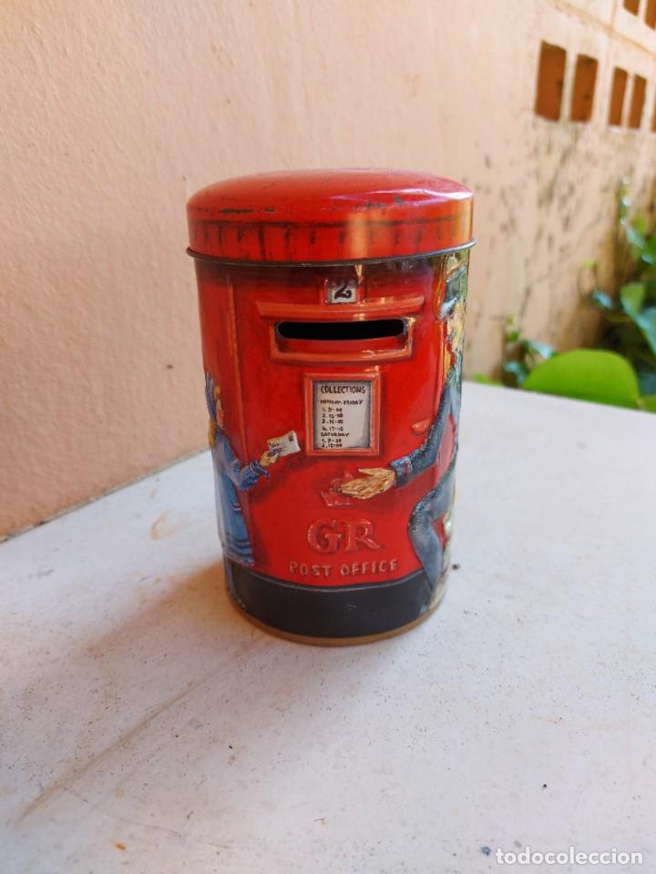 Antig&uuml;edades: HUCHA LATA - Foto 1