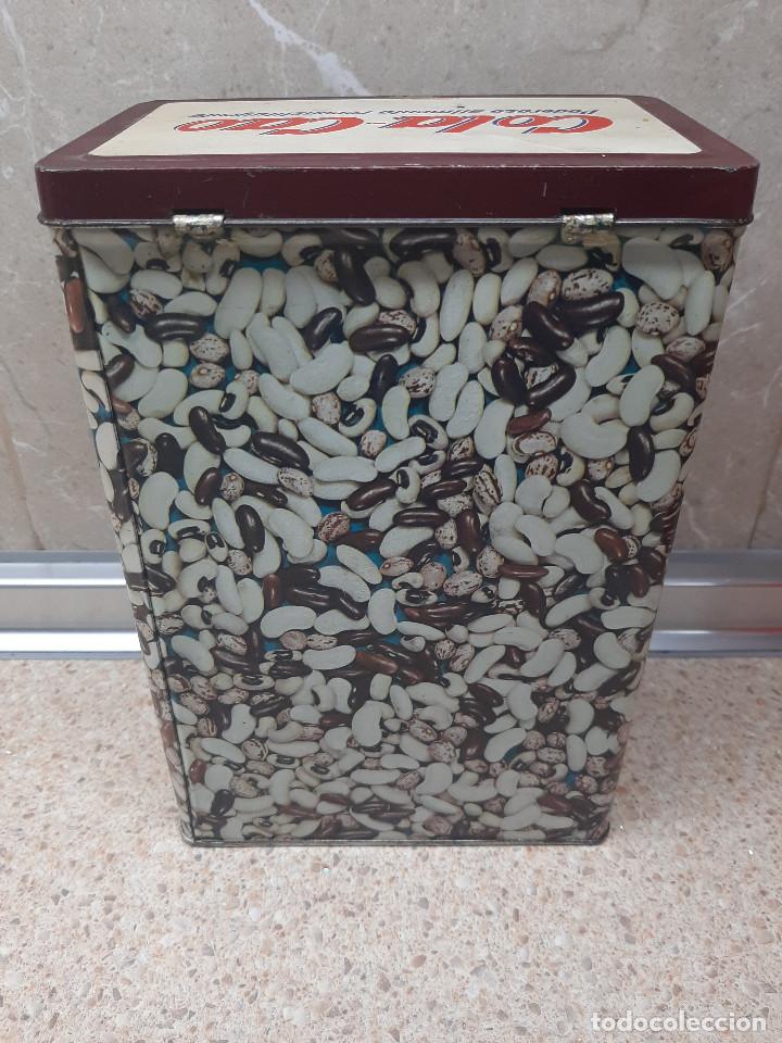 Antig&uuml;edades: ANTIGUA LATA O CAJA MET&Aacute;LICA DE COLA-CAO 1.500 GRAMOS CON MOTIVOS DE ALUBIAS * IMPECABLE *