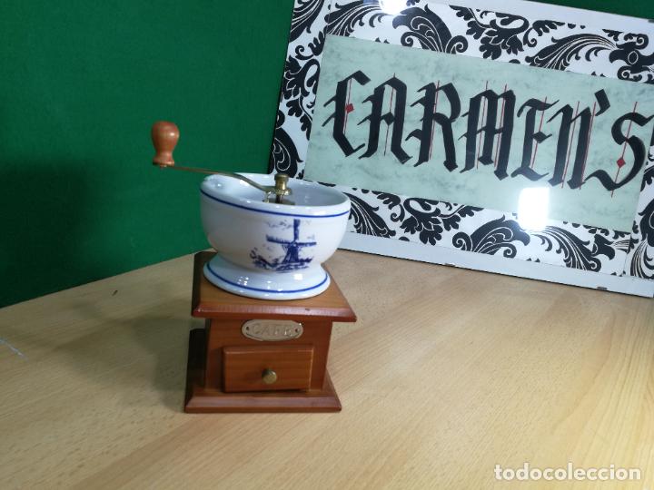 Antiquit&eacute;s: MOLINILLO DE CAF&Eacute; MUY BOTITO Y TOTALMENTE FUNCIONAL