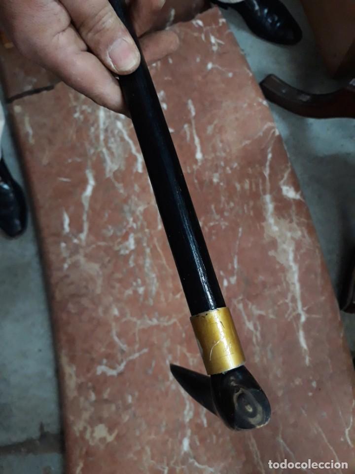 Antig&uuml;edades: BASTON MADERA EBONIZADA EMPU&Ntilde;ADURA ASTA - Foto 4