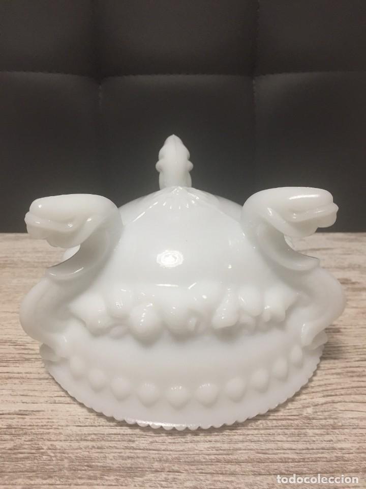 Antig&uuml;edades: BOMBONERA CARAMELERA OPALINA BLANCA - Foto 12
