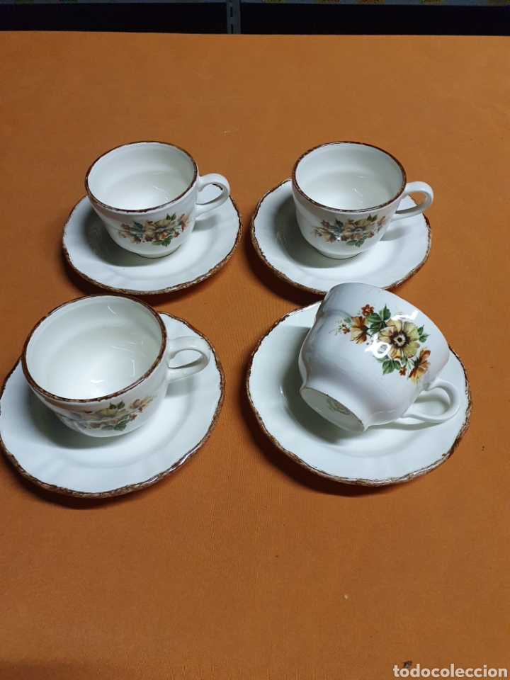Antig&uuml;edades: 4 tazas Porcelana - Foto 1