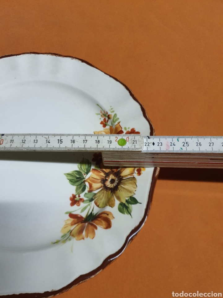 Antig&uuml;edades: 4 platos Porcelana - Foto 2