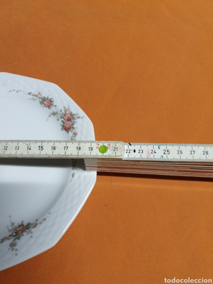 Antig&uuml;edades: 6 platos Porcelana - Foto 2