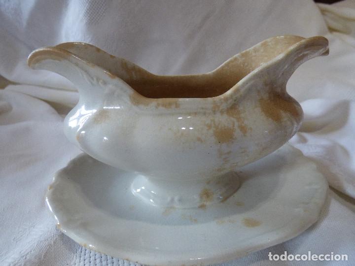 Antig&uuml;edades: Salsera porcelana. - Foto 2