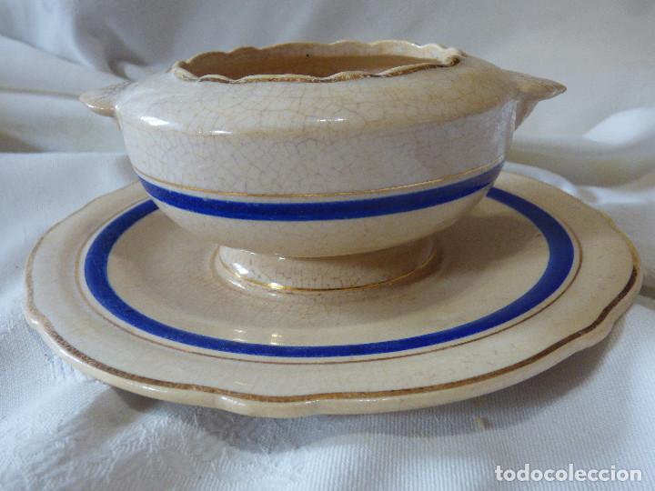 Antig&uuml;edades: Salsera porcelana. - Foto 1