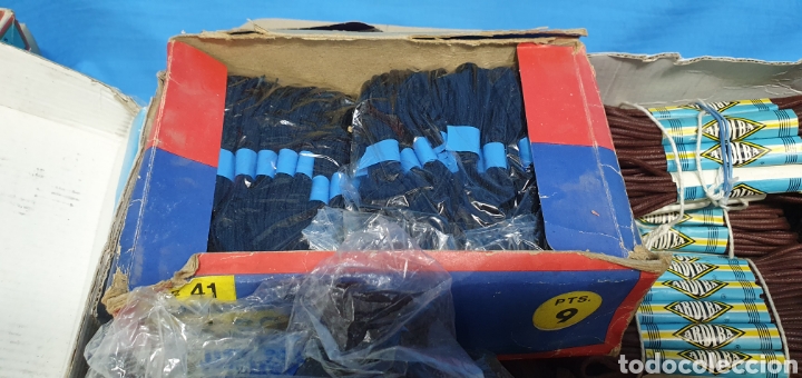 Antig&uuml;edades: CAJA DE CORDONES - VARIAS MARCAS Y MODELOS - Foto 4