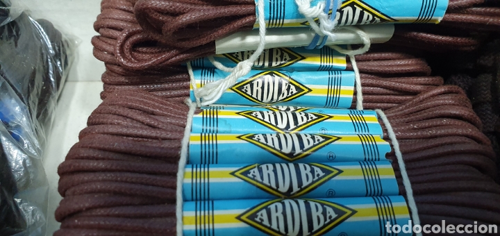Antig&uuml;edades: CAJA DE CORDONES - VARIAS MARCAS Y MODELOS - Foto 9