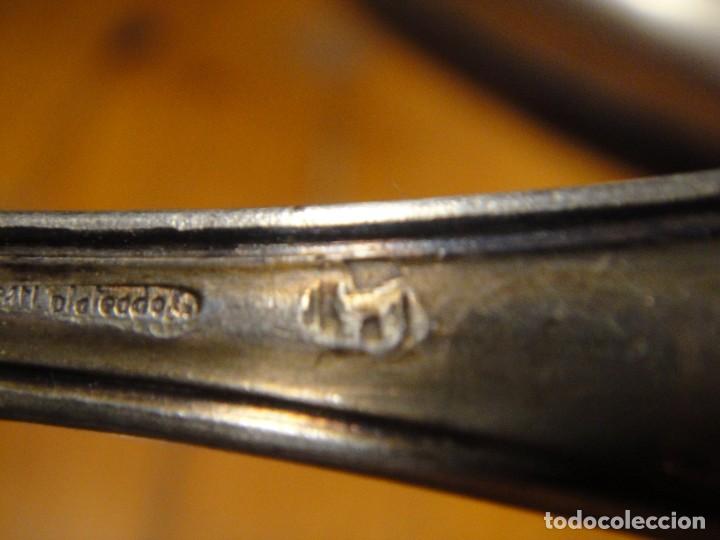 Antig&uuml;edades: dos cucharillas de alpaca ,con marca - Foto 3
