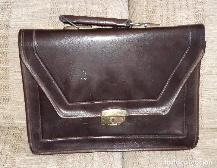 Antig&uuml;edades: maleta cartera escuela a&ntilde;os 60 70