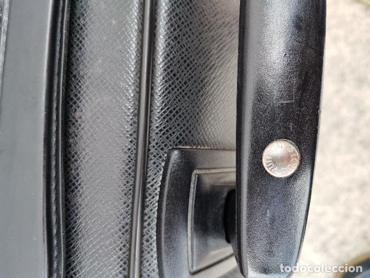 Louis Vuitton Black Taiga Leather Pegase 55 Rolling Luggage Trolley Suitcase  1117LVA