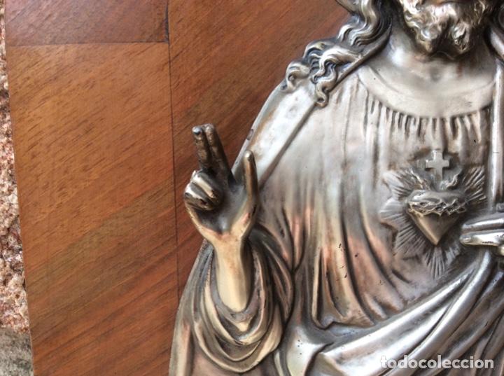 Antig&uuml;edades: Sagrado coraz&oacute;n de Jes&uacute;s sobre tabla con repisa - Foto 6