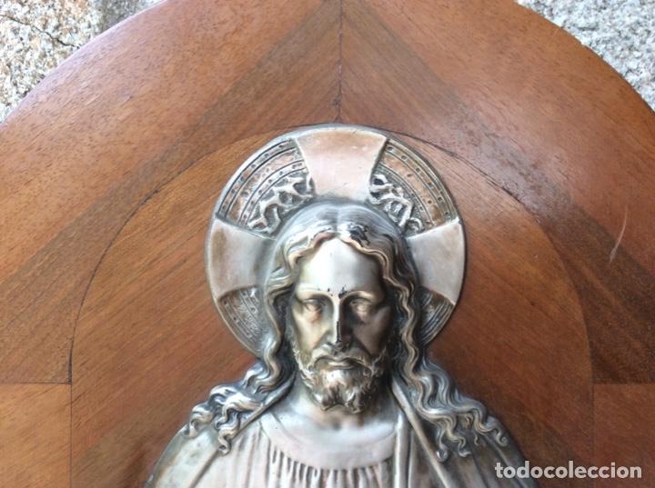 Antig&uuml;edades: Sagrado coraz&oacute;n de Jes&uacute;s sobre tabla con repisa - Foto 8