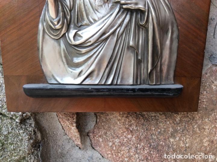 Antig&uuml;edades: Sagrado coraz&oacute;n de Jes&uacute;s sobre tabla con repisa - Foto 9