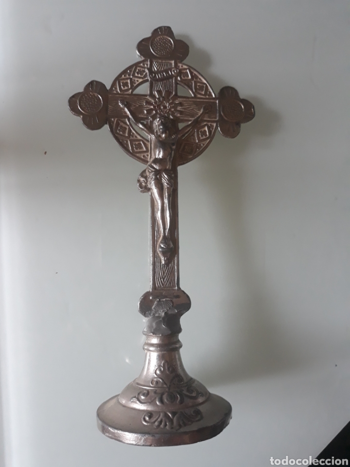 Antig&uuml;edades: Crucifijo de sobremesa. - Foto 1