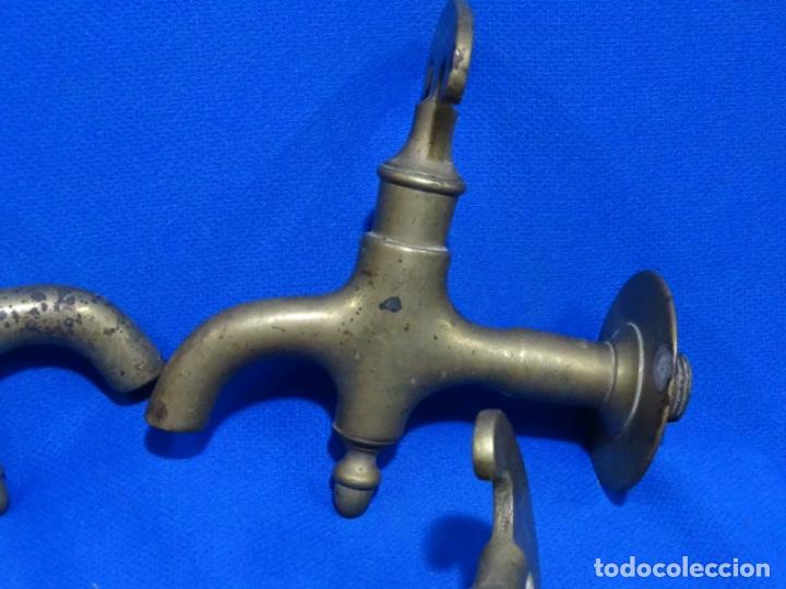 Antig&uuml;edades: 4 GRIFOS ANTIGUOS DE BRONCE DE 15 CM. - Foto 2