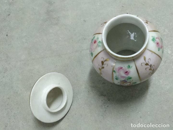 Antig&uuml;edades: Jarr&oacute;n de porcelana - Foto 3
