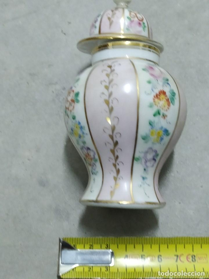 Antig&uuml;edades: Jarr&oacute;n de porcelana - Foto 5