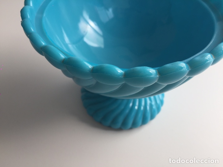 Antig&uuml;edades: Bombonera Opalina Azul a&ntilde;os 40 - Foto 2