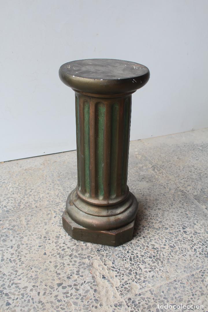 Oggetti Antichi: columna pedestal de escayola