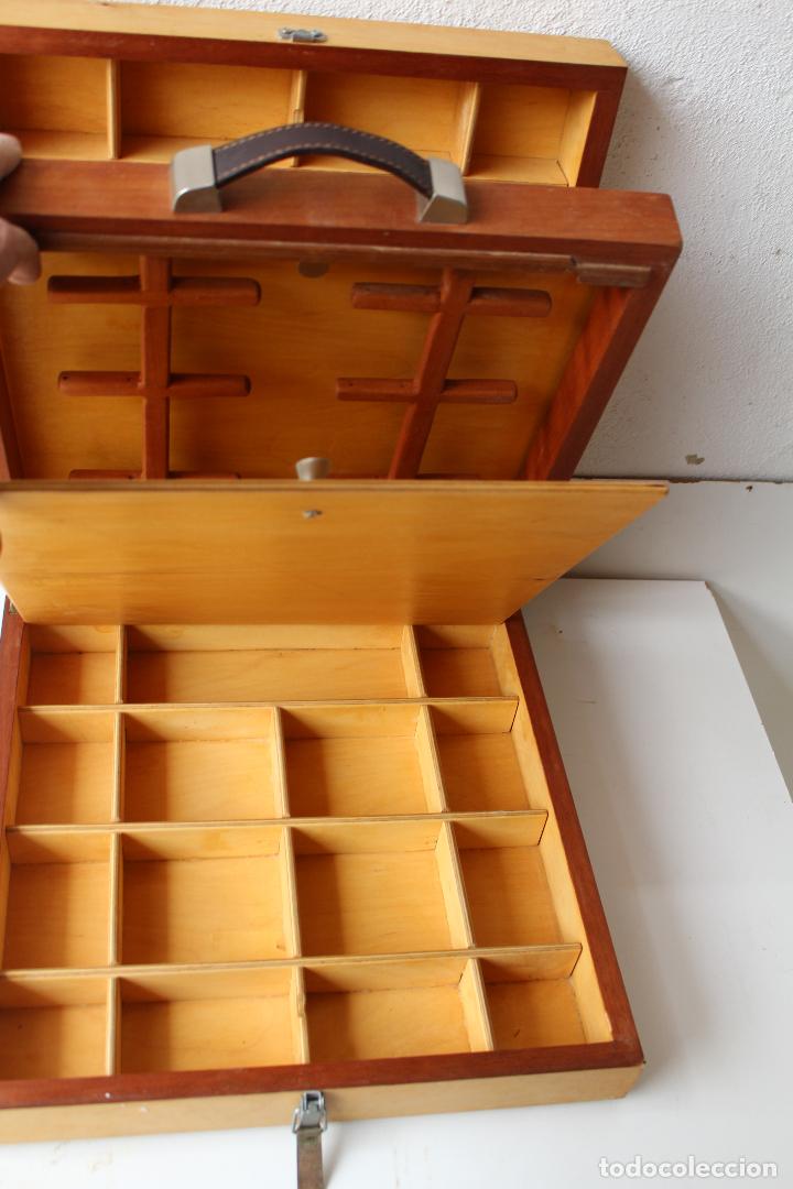 Antig&uuml;edades: caja maletin expositor madera - Foto 2