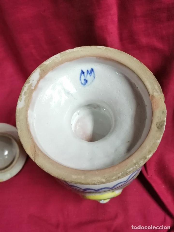 Antig&uuml;edades: Tarro , b&uacute;caro, Manises, pp XX. - Foto 3