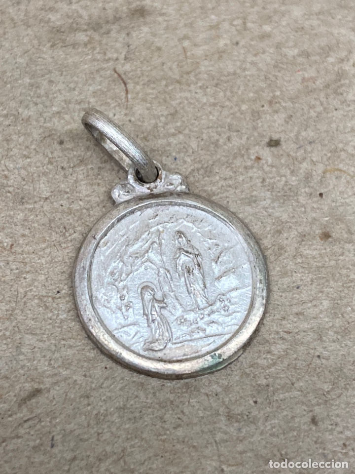 Antig&uuml;edades: Medalla religiosa - Foto 1