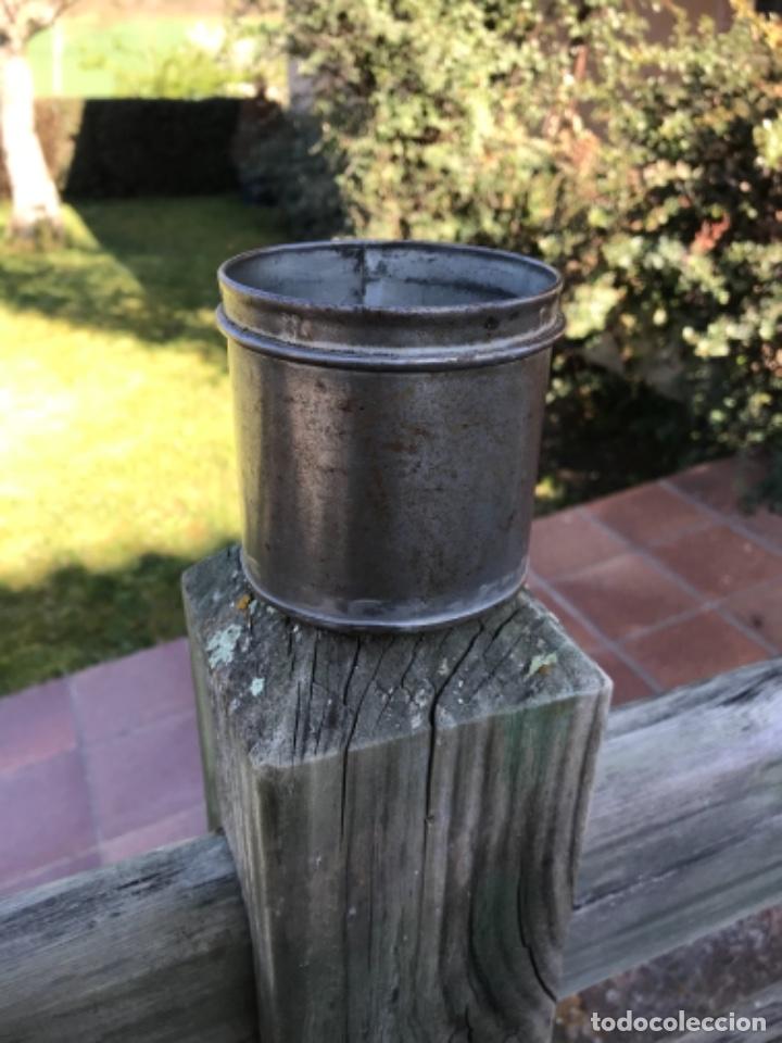 Antig&uuml;edades: Taza, medidor leche - Foto 3