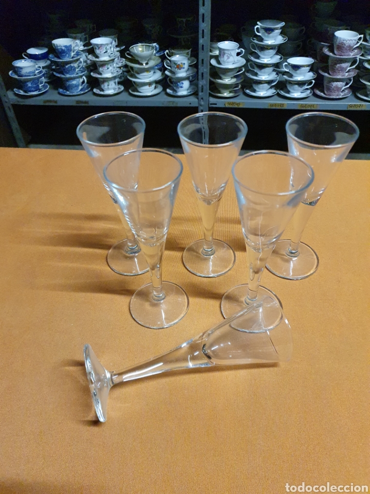 Antig&uuml;edades: 6 copas cristal - Foto 3