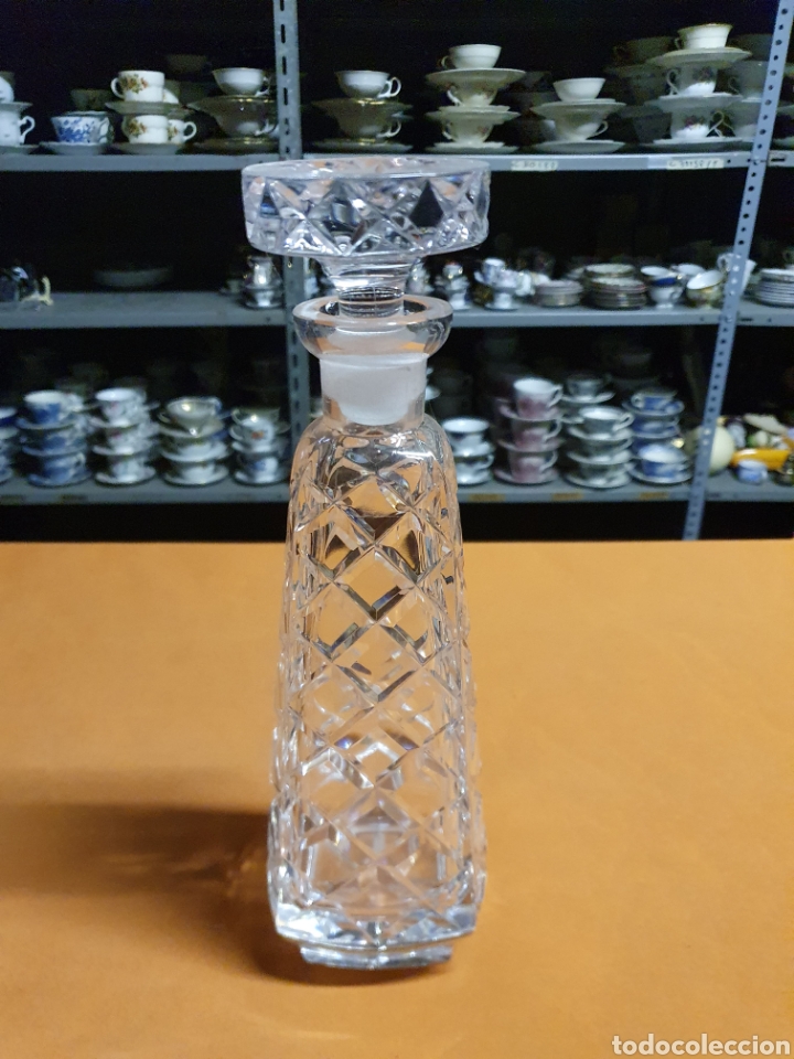 Antig&uuml;edades: Licorera cristal - Foto 1