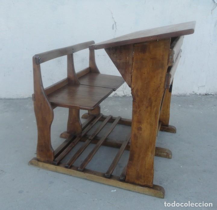 Antig&uuml;edades: Pupitre doble antiguo - Foto 4