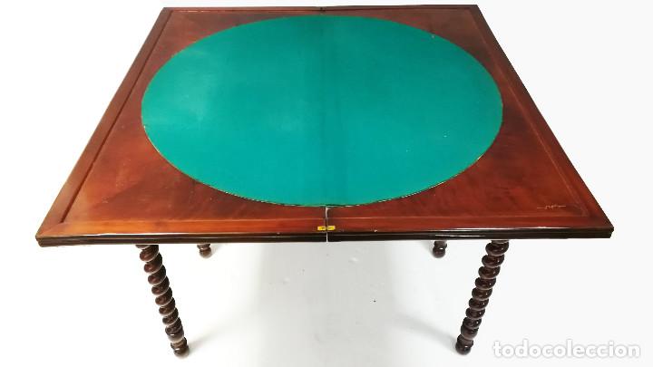 Antig&uuml;edades: MESA DE JUEGO LUIS PHILIPPE PALMA DE CAOBA - Foto 1