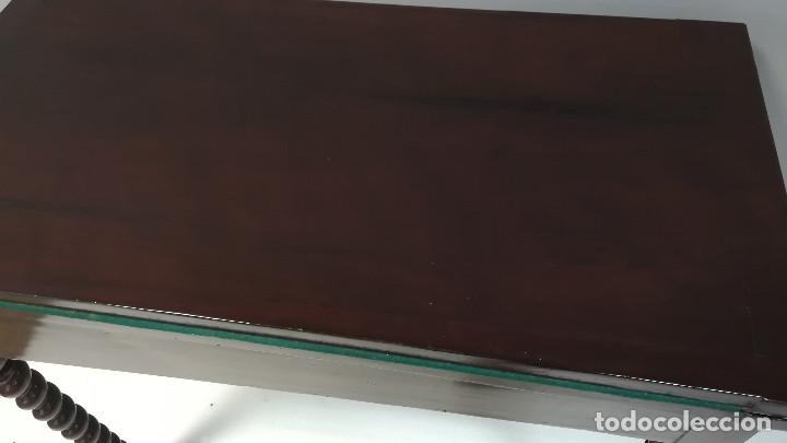 Antig&uuml;edades: MESA DE JUEGO LUIS PHILIPPE PALMA DE CAOBA - Foto 12