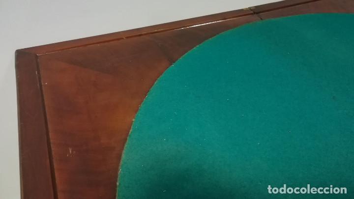 Antig&uuml;edades: MESA DE JUEGO LUIS PHILIPPE PALMA DE CAOBA - Foto 19